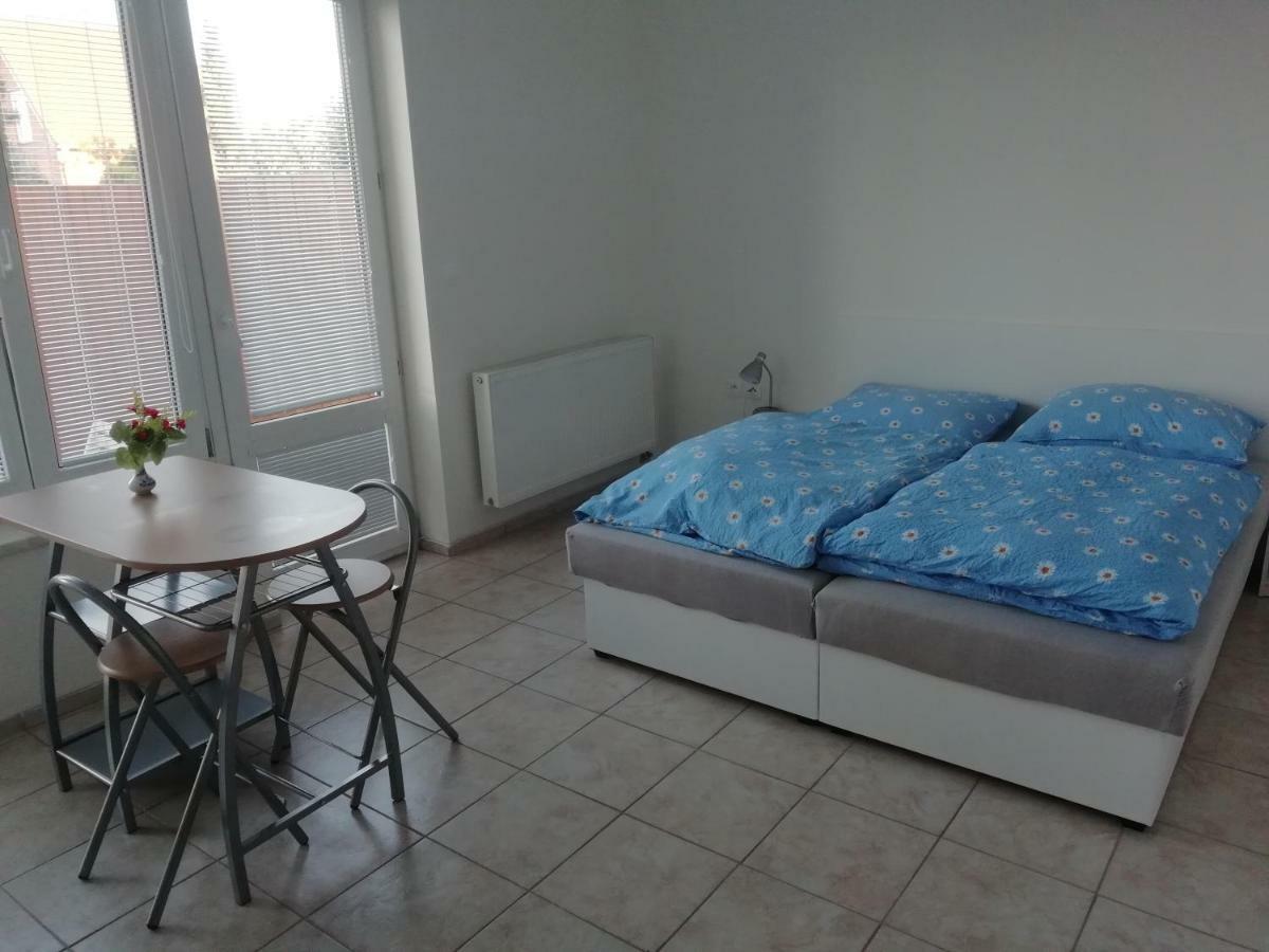 Apartamento Penzion Pod Sklepy Novy Prerov Exterior foto